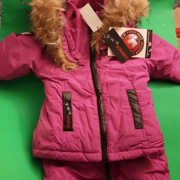 Canada Goose Baby SnowSuit maron Canada Goose Baby SnowSuit maron
